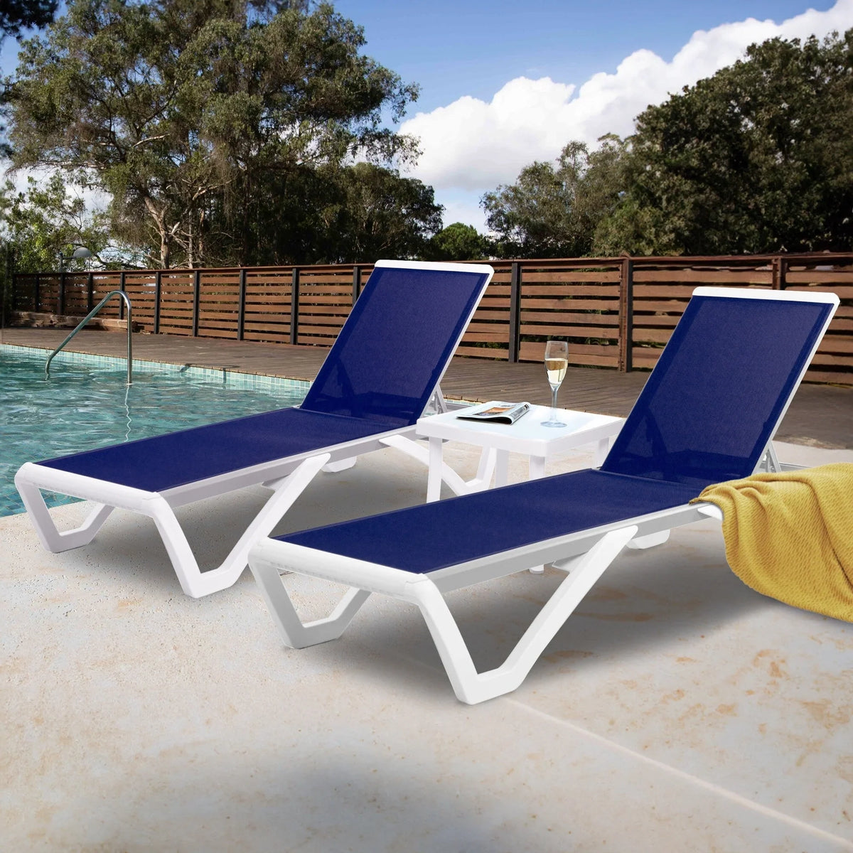 Chaise lounge Kozyard Alan għall-patio, bilqiegħda u mimduda, aġġustabbli, magħmula kompletament mill-aluminju u b’saqajn tar-reżina tal-polipropilen