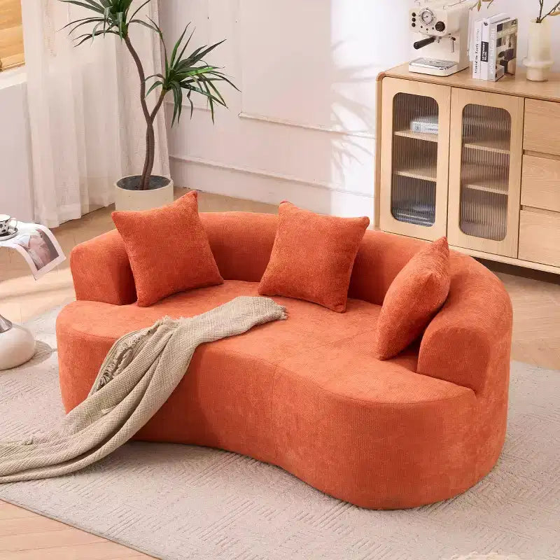 Divano moderno a mezzaluna con cuscini, divano-nuvola in ciniglia con seduta profonda per soggiorno o camera da letto, appartamento