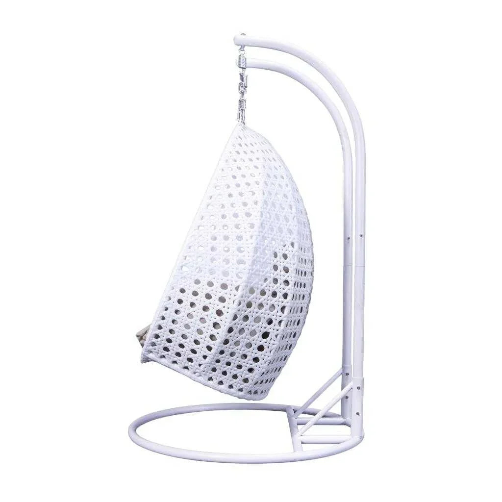 Poltrona sospesa a uovo LeisureMod per 2 persone con supporto - Altalena da patio in rattan intrecciato per esterni/interni, chaise longue con cuscini