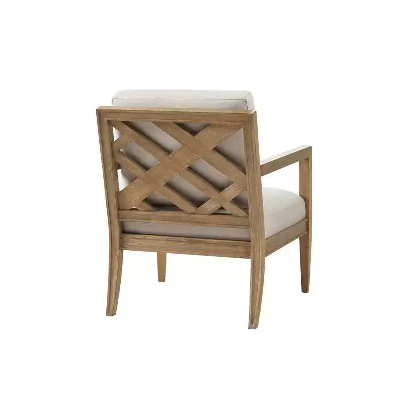 Poltrona imbottita Marlee color avorio: Struttura in legno massello, stile transizionale