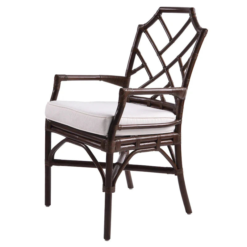 Poltrona in rattan Kara