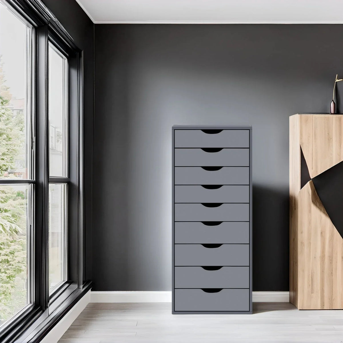 Schmaler Holzschrank mit 9 Schubladen, leichtgängigen Schubladen und oberem Ablagefach