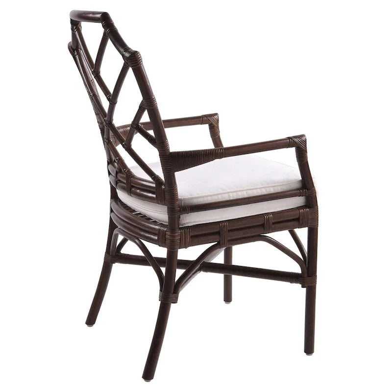 Poltrona in rattan Kara