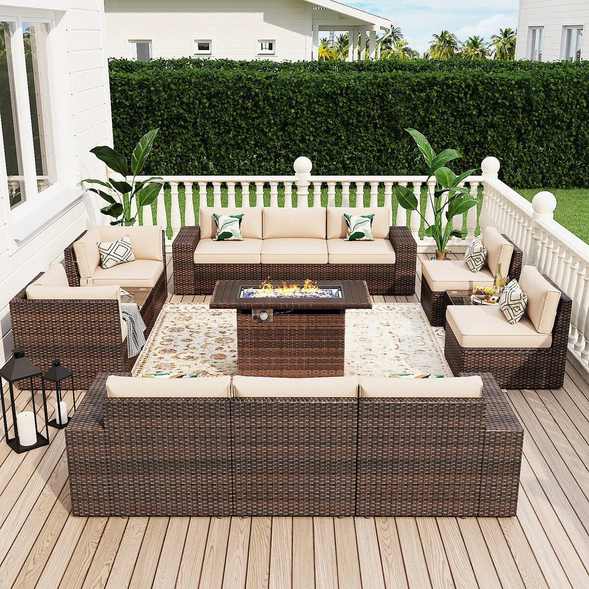 Set di mobili da patio da 13 pezzi con tavolo per braciere 44Fire